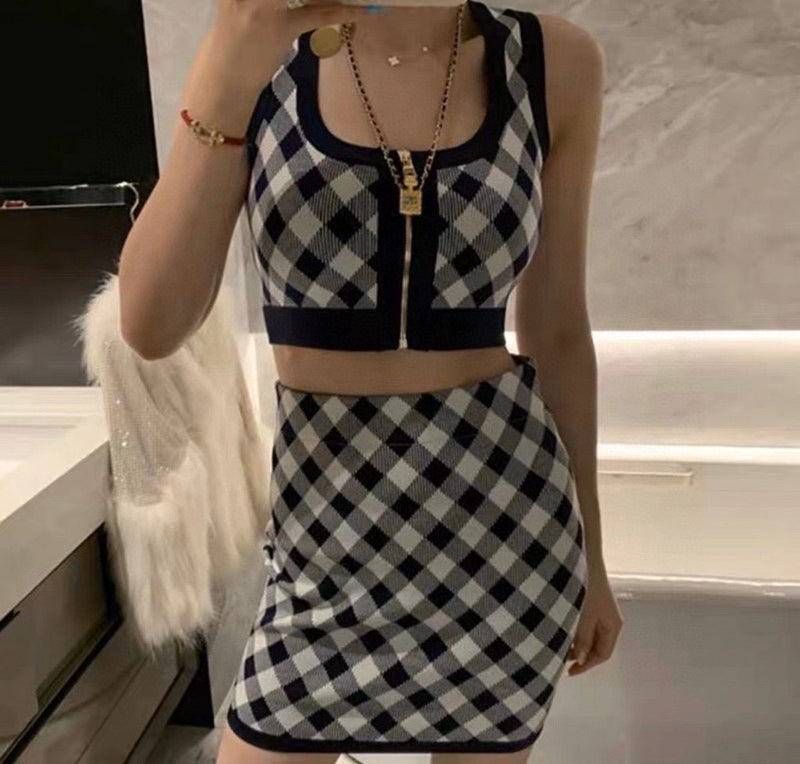 Checks! Sweater Crop Tank Top and Skirt 2 Piece set! Slim Fitting Knitwear Celebrity Fashion 2111